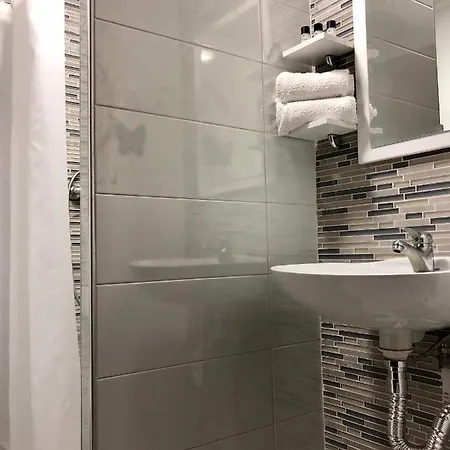 Pandonos Apartment