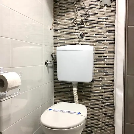 Pandonos Apartment *
